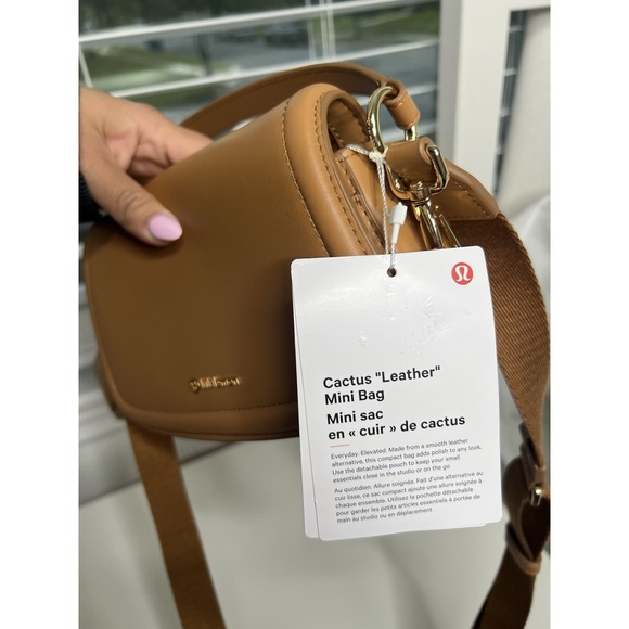 Lululemon Cactus Leather Mini Shoulder Crossbody Bag Chestnut Brown Purse Pocket - Picture 4 of 15